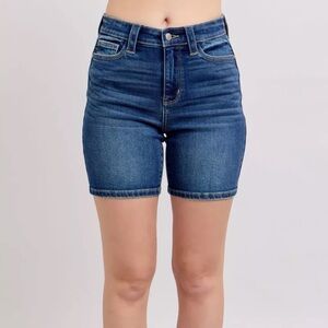 NWT Judy Blue Bermuda Shorts XL